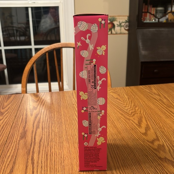 Easter Surprise Barbie 20542 Special Edition Mattel 1998 New in Box - Picture 4 of 8